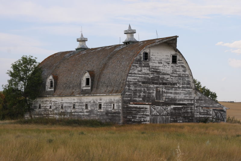 Barn-3-e1553796942994.jpg